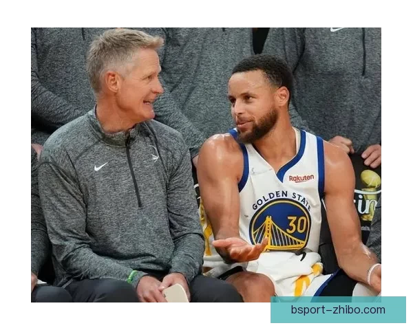 科尔：库里尚未参与对抗训练 大家为穆迪的伤病深感遗憾