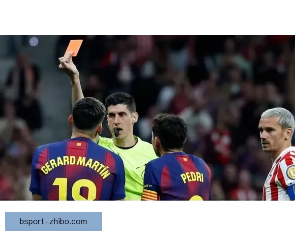 巴尔韦德妻子怒斥巴萨红牌改判：这不是红牌，球场应该关门了